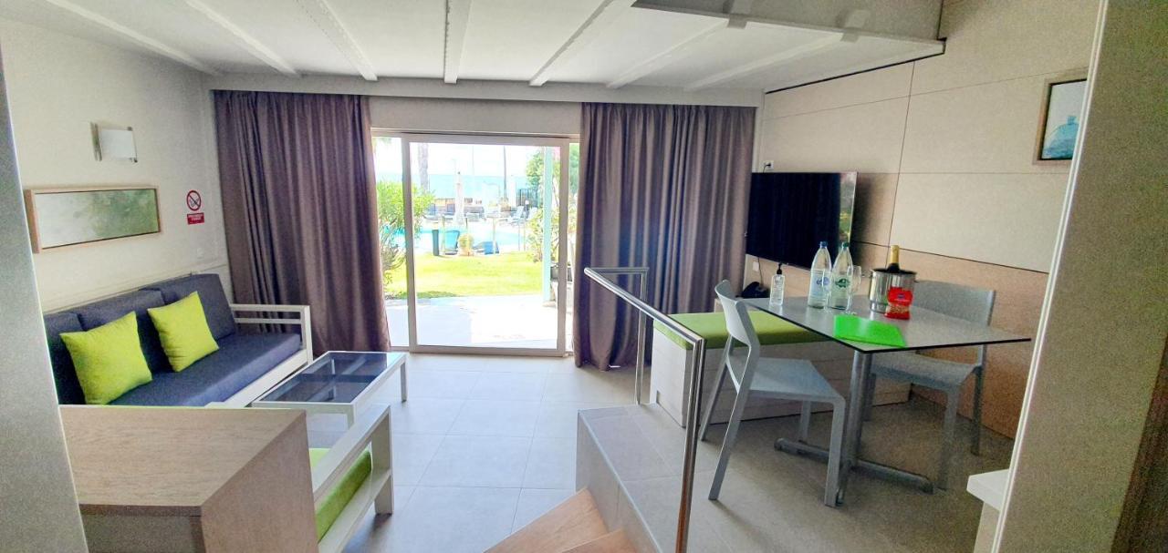 Apartamentos Casas Carmen - Adults Only Playa del Inglés Esterno foto